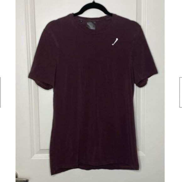 Gymshark Tops - Gymshark Maroon Tshirt